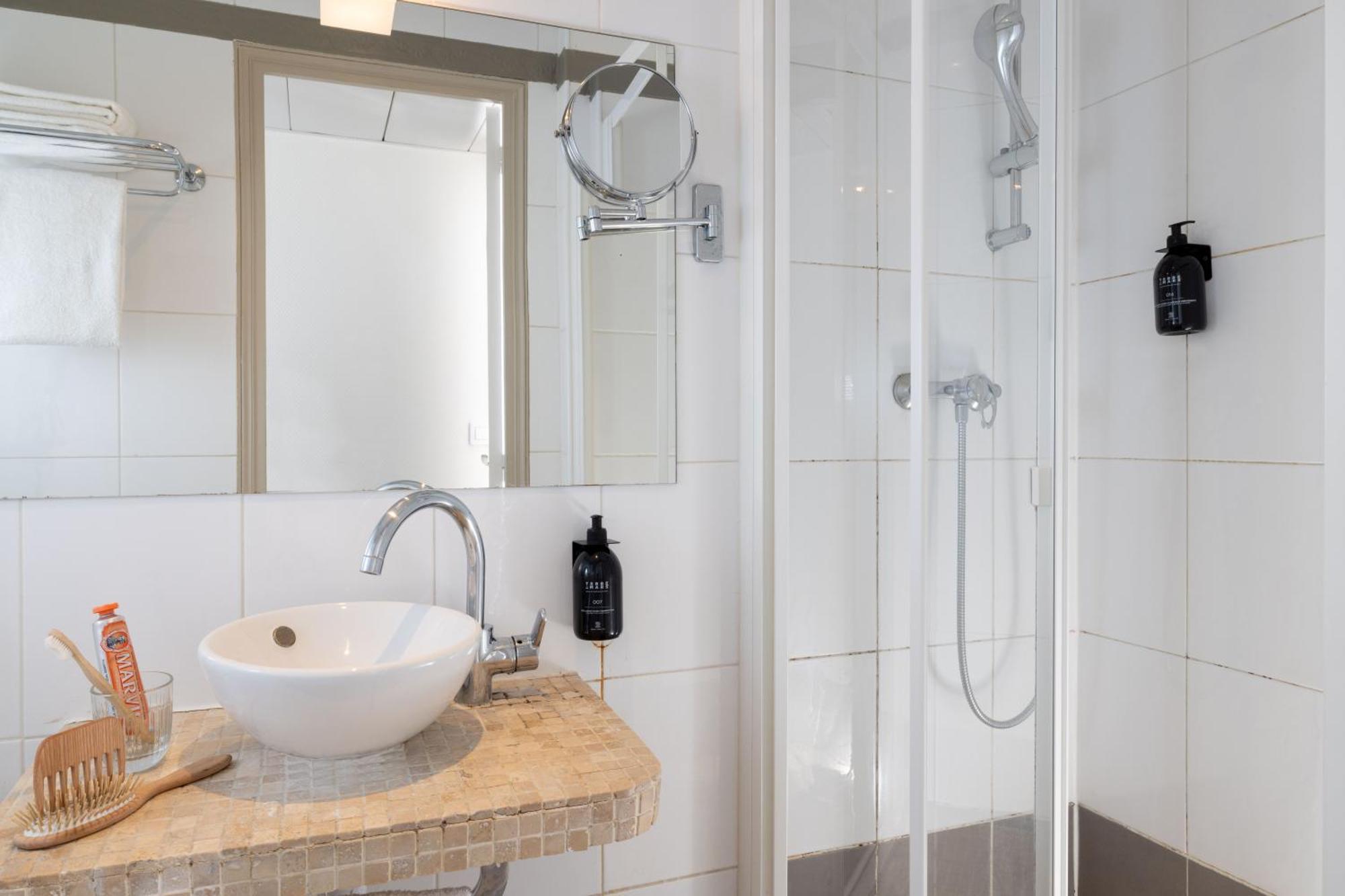 פריז Hotel Korner Montparnasse מראה חיצוני תמונה